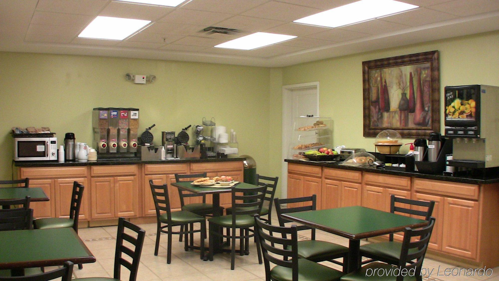 Best Western Plus Newport News Restaurante foto